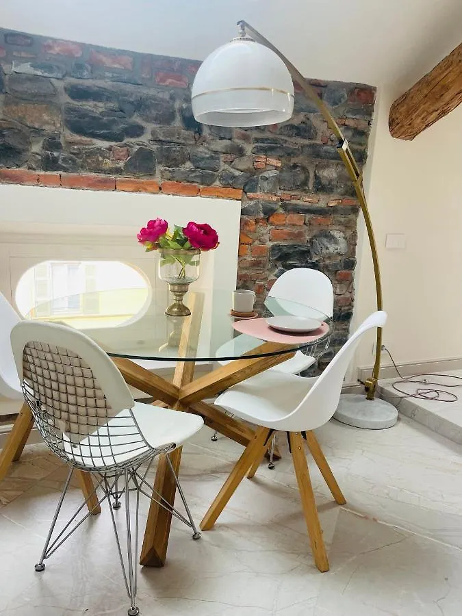 Lake Como Skyview Apartment