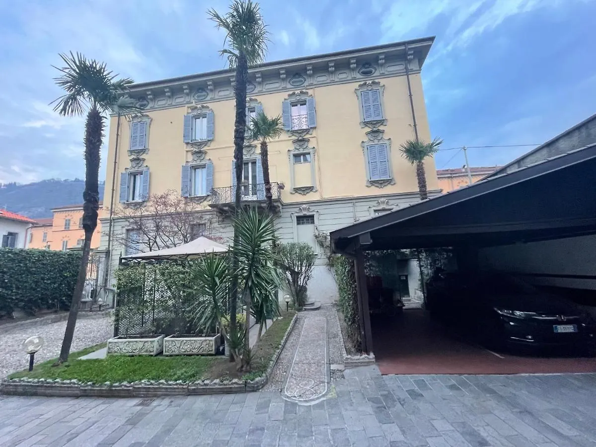 Lake Como Skyview Apartment